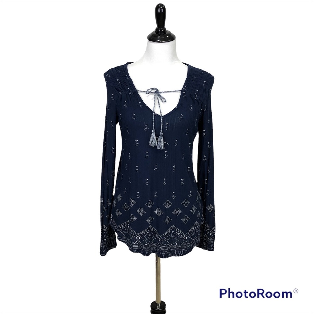 Lucky Brand V neck with tassel ties long sleeve navy blouse